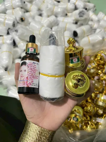 Combo 10 Bộ Kem Face và Serum Tái Tạo Da - Giúp Da Căng Bóng, Mịn Màng, Chống Nám, Mụn, Tàn Nhang