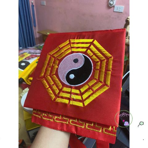 Áo Dài Bát Quái Kèm Mũ Đạo Sư - Trang Phục Hóa Trang Đạo Giáo Cao Cấp, Thêu Cửu Long và Thái Cực, Quà Tặng Độc Đáo