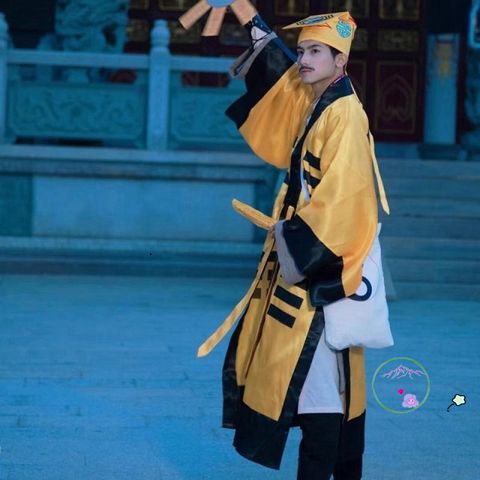 Bộ Trang Phục Cosplay Đạo Sĩ Thái Cực Cho Bé - Hóa Trang Độc Đáo Dịp Halloween, Thời Trang Trẻ Em Kết Hợp Công Nghệ Hiện Đại