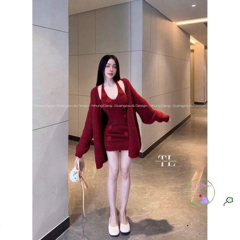 Bộ Len Yếm Họa Tiết Hoa Thời Trang Nữ Kèm Áo Choàng Sang Trọng và Gang Tay Chất Lượng Cao - Giáng Sinh Hay Quà Tặng Thú Vị