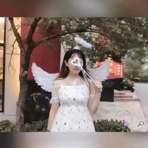Bộ Cánh Thiên Thần Trắng Đen - Trang Phục Hóa Trang Halloween Ma Quái với Sừng Lông Đỏ Đen và Cây 3 Chĩa Cosplay