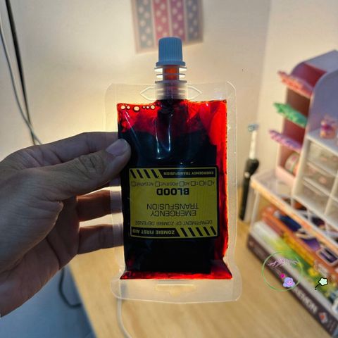 Huyết Giả 100ml - Phụ Kiện Hóa Trang Halloween Chất Lượng Cao Cho Cosplay, Phim Ảnh, và Trang Trí Ngày Halloween