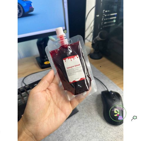 Huyết Giả 100ml - Phụ Kiện Hóa Trang Halloween Chất Lượng Cao Cho Cosplay, Phim Ảnh, và Trang Trí Ngày Halloween