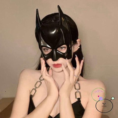 Khẩu Trang Halloween Bat Man - Mặt Nạ Hóa Trang Đen Unisex Dành Cho Bữa Tiệc & Cosplay - Đạo Cụ Siêu Ngầu 2Lip