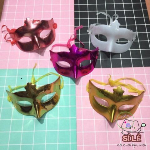 Mặt Nạ Halloween Bướm Trơn Nửa Mặt Độc Đáo - Phụ Kiện Tiệc Tùng, Tạo Ấn Tượng Cho Mọi Dịp Lễ Hội