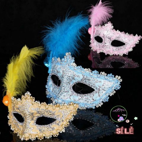Mặt Nạ Nửa Mặt Lông Vũ Độc Đáo - Phụ Kiện Hóa Trang Hoàn Hảo Cho Halloween và Giáng Sinh - Giao Hàng Nhanh Tại TP.HCM