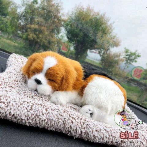 Mô Hình Thú Bông Ô Tô Chó Mèo Lớn Có Thảm Khử Mùi Than Hoạt Tính và Âm Thanh Sinh Động - Đồ Chơi Dễ Thương Cho Xe Hơi