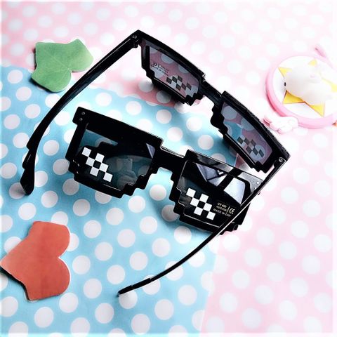 Kính Thug Life Vuông Chất Liệu ABS - Kính Mát Phong Cách Cực Ngầu, Thích Hợp Đi Chơi, Chụp Ảnh Nhóm, Hot Trend 2018