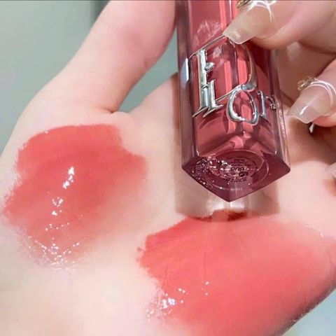Son Dưỡng Dior Addict Lip Maximizer 024 Intense Brick - Son Dưỡng Bóng Môi Đỏ Đất, Hiệu Ứng Mướt Sáng, Dùng Hằng Ngày