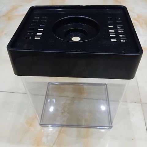 Hồ Nhựa Mini Nuôi Cá 15x12x15cm - Bể Cá Mica Đúc Betta Guppy Cao Cấp Có Nắp Đen Trắng - Phụ Kiện Thủy Sinh Compact