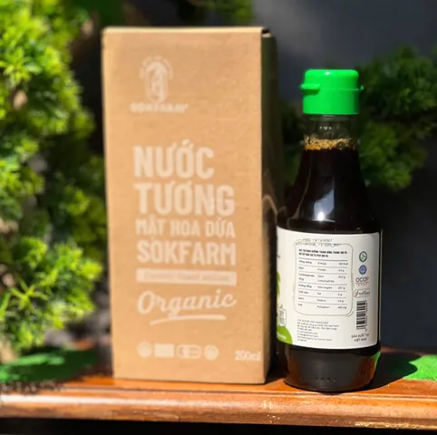 Nước tương cho bé ăn dặm từ mật hoa dừa Sokfarm - Nước chấm tự nhiên ít muối, không chất bảo quản, an toàn cho trẻ em