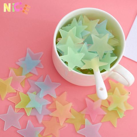 Bộ Ngôi Sao Dạ Quang Dán Tường Phát Sáng Ban Đêm - Trang Trí Không Gian Huyền Ảo Cho Bé Yêu