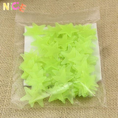 Bộ 100 Ngôi Sao Dạ Quang Gắn Tường - Trang Trí Phòng Ngủ Huyền Ảo với Nút Dán Tiện Lợi Màu Sắc Đa Dạng