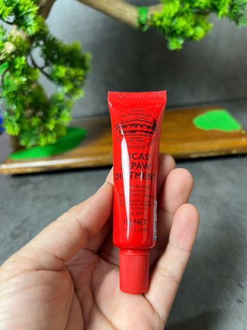Kem Đu Đủ Lucas Papaw Ointment 15g - Dưỡng Môi, Chống Nẻ & Bỏng, Chăm Sóc Da An Toàn Cho Trẻ Nhỏ