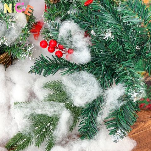 Khăn Trải Giáng Sinh Bông Tuyết Nhân Tạo - Thảm Trang Trí Cây Thông Tuyệt Đẹp, An Toàn Cho Da Trẻ Em