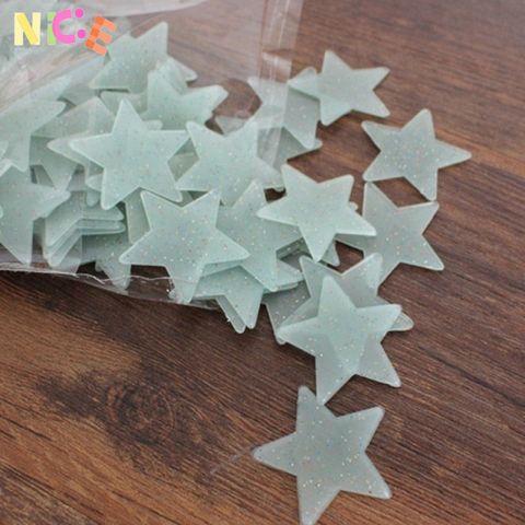 Bộ 100 Miếng Dán Tường 3D Ngôi Sao Dạ Quang Phát Sáng - Trang Trí Phòng Ngủ Bé Yêu, Tạo Không Gian Lung Linh, Bí Ẩn