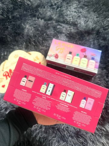 Bộ quà tặng nước hoa La Rive 4 chai Eau de Parfum (30ml/chai) - Gợi ý hoàn hảo cho phái đẹp, hàng Pháp chất lượng cao