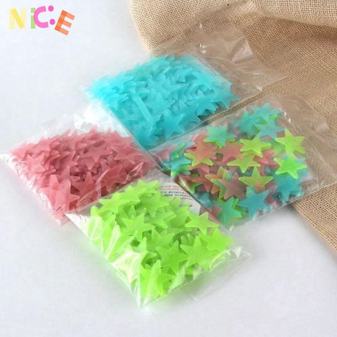 Bộ 100 Decal Dạ Quang Ngôi Sao Nhiều Màu - Trang Trí Phòng Trẻ Em Phát Sáng Trong Đêm, An Toàn và Dễ Dán