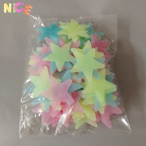 Set 100 Ngôi Sao Phát Sáng Dạ Quang - Trang Trí Phòng Ngủ Đầy Màu Sắc, Đèn Mờ Huyền Ảo Cho Không Gian Sống Thú Vị