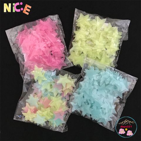 Bộ 100 Ngôi Sao Dạ Quang Trang Trí Tường Kèm Keo Dán - Tạo Không Gian Lung Linh Huyền Ảo Cho Căn Phòng