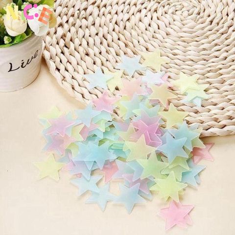 Bộ 100 Decal Ngôi Sao Dạ Quang Màu Sắc - Trang Trí Phòng Bé Phát Sáng Trong Bóng Tối, Dễ Dán Và An Toàn Cho Trẻ Em