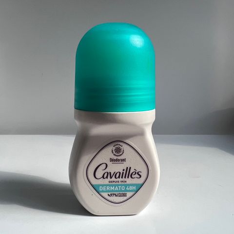 Lăn Khử Mùi Nam Rogé Cavaillès Absorb+ 48h - Deodorant Cho Da Nhạy Cảm, Ngăn Mồ Hôi Hiệu Quả, Hương Nam Tính