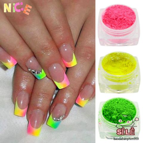 “Bột phát sáng dạ quang: Elevate your nails with a touch of luxury and style!”