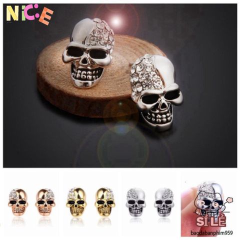 Khuyên Tai Đầu Lâu Phong Cách Gothic Với Đá Pha Lê - Trang Sức Cá Tính Độc Đáo Cho Người Yêu Thích Thời Trang Vintage