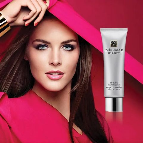 Sữa Rửa Mặt Estee Lauder Re-Nutriv Intensive Hydrating Foam Cleanser 125ml - Giải Pháp Làm Sạch & Cấp Ẩm Cho Da Nhạy Cảm