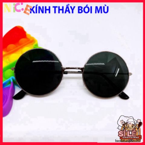 Kính Mắt Chống Tia UV - Thời Trang và An Toàn - Kính Mắt Đẹp Cho Trẻ Em và Người Lớn - Hoàn Hảo Cho Tết Thầy Bói