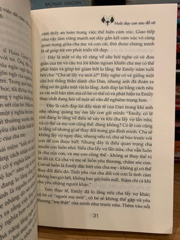 Nuôi Dạy Con Sau Đổ Vỡ - Hướng Dẫn Chu Toàn của Joanne Pedro-Carroll cho Cha Mẹ Sau Ly Hôn - Giải Quyết Cảm Xúc và Tạo Môi Trường Lành Mạnh