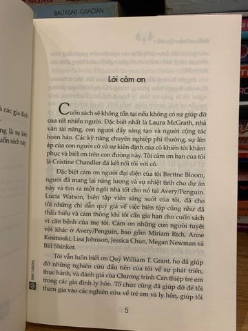 Nuôi Dạy Con Sau Đổ Vỡ - Hướng Dẫn Chu Toàn của Joanne Pedro-Carroll cho Cha Mẹ Sau Ly Hôn - Giải Quyết Cảm Xúc và Tạo Môi Trường Lành Mạnh