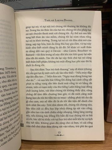 Tình sử Lorna Doone - Tiểu thuyết lãng mạn kinh điển của R.D. Blackmore về tình yêu và lịch sử Anh thế kỷ 17