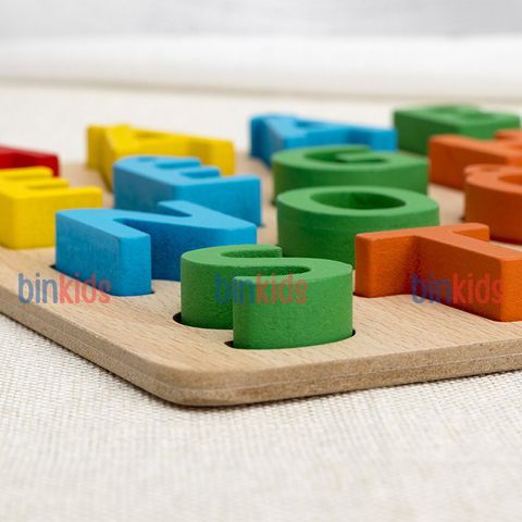 Bảng Chữ Cái Gỗ Tiếng Việt Nổi Chữ và Số 30x22cm - Đồ Chơi Giáo Dục Phát Triển Tư Duy Cho Bé
