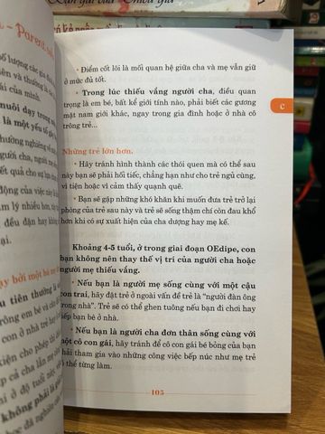 Cẩm Nang Nuôi Dạy Trẻ - Từ Tiếng Khóc Đầu Tiên Đến Mong Muốn Thành Người Lớn của BS Stéphane Barbas - Hướng Dẫn Cha Mẹ Hiệu Quả
