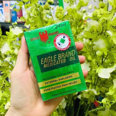 Dầu Gió Xanh Singapore Con Ó Eagle Brand 24ml - Giảm Đau, Thoải Mái, Chăm Sóc Sức Khỏe Tự Nhiên, Tiện Lợi Mang Theo