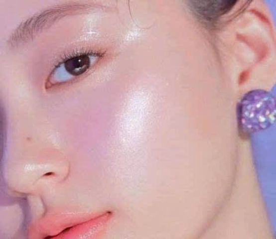 Phấn Má Hồng Bắt Sáng Catrice Đức 