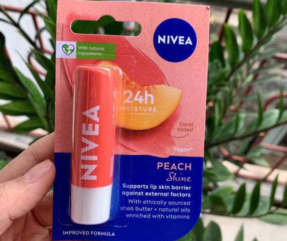 Son Dưỡng Ẩm Môi Nivea Chính Hãng - Giữ Ẩm Cho Môi Mềm Mại, Không Chứa Chì, 4.8g, Xuất Xứ Đức, Làn Da Tươi Tắn, Phù Hợp Mọi Loại Da