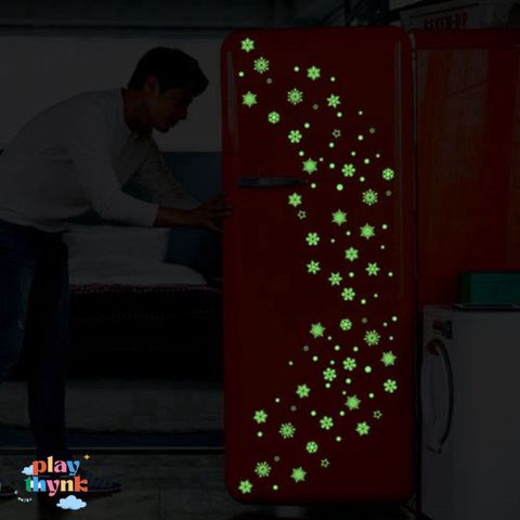 Miếng Dán Cửa Sổ Bông Tuyết Phát Sáng Trong Bóng Tối - Trang Trí Nhà Đẹp, Kiểu Asp17, Dễ Dàng Dán, PVC Chất Lượng Cao