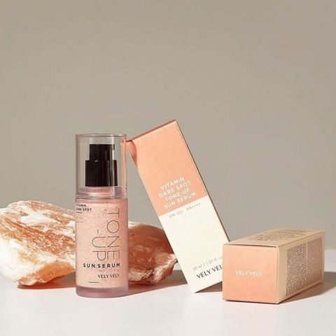 Serum Chống Nắng Vely Vely Vitamin Tone-Up SPF50+/PA++++ 30ml - Bảo vệ da tối ưu, giữ ẩm và làm sáng da trong mùa hè nóng bức