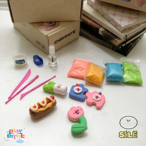 Bộ Đất Nặn Crabit Clay Date - Dụng Cụ Nghệ Thuật Handmade Siêu Nhẹ Kèm Hướng Dẫn Sáng Tạo Độc Đáo Cho Trẻ Em