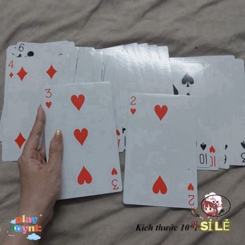 Bộ Bài Poker Khổng Lồ A4 - Chất Liệu Giấy Bền, Kích Thước Lớn Thú Vị, Phù Hợp Chơi, Trình Diễn, Triển Lãm