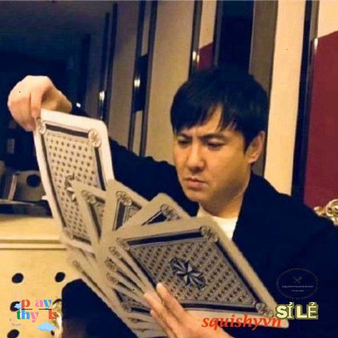 Bộ Bài Poker Khổng Lồ A4 - 10 Thiết Kế Thẻ Bài Độc Đáo, Kích Thước Gấp 9 Lần Bài Thông Thường, Chất Liệu Bìa Cứng Bền Chắc
