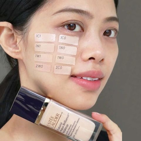 Kem Nền Estée Lauder Futurist Aqua Brilliance 30ml Màu 1W0 - Makeup Cấp Ẩm, Chống Nắng SPF 20/PA+++ Chính Hãng