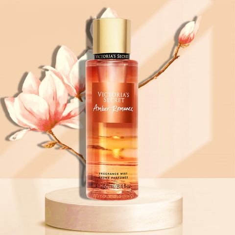 Xịt Thơm Toàn Thân Victoria's Secret Amber Romance 250ml - Hương Nước Hoa Quyến Rũ, Dưỡng Ẩm Da Tự Nhiên Chính Hãng