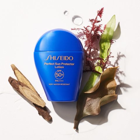 Sữa Chống Nắng Shiseido The Perfect Protector 50ml SPF50+ PA++++ - Bảo Vệ Da Hiệu Quả Chống UV, Thấm Nhanh, Không Nhờn Rít