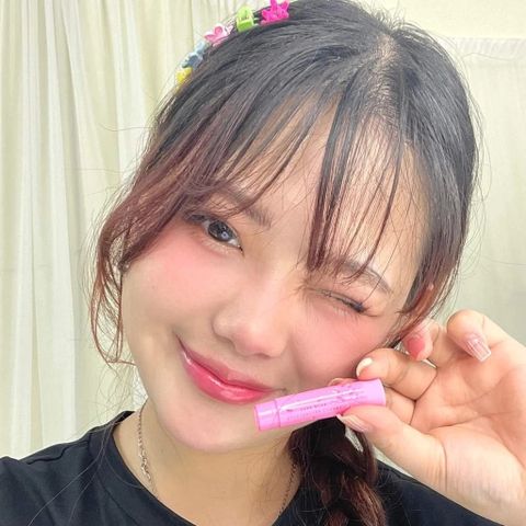 Son Dưỡng Môi Omi Menturm Nhật Bản Chống Nắng SPF20 - Tạo Màu Hồng Đỏ Tự Nhiên, Dưỡng Ẩm, Căng Mọng 3.5g