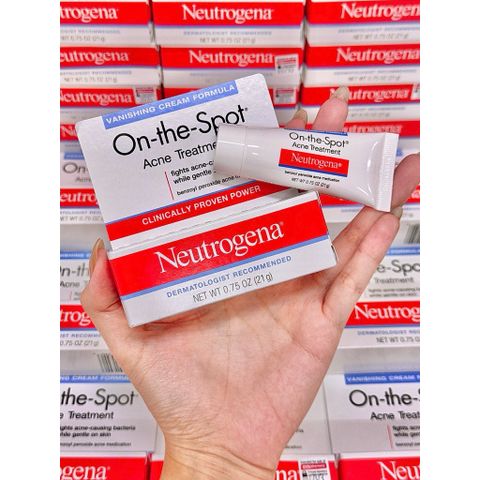 Kem chấm mụn Neutrogena On The Spot Ance Treatmen 21g , Rapid Clear 28g