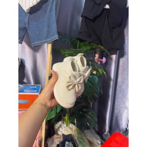 Giày Boot Nơ Bé Gái Size 25 - Giày Cao Cổ Thanh Lịch, Cá Tính & Nữ Tính, Chất Liệu Da Mềm Bền, Dễ Lau Chùi
