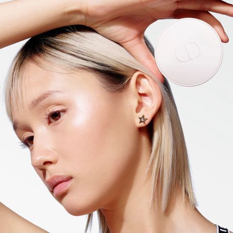 Phấn Nước Dior Diorsnow UV Shield Cushion Tone C03 - Che Phủ Hoàn Hảo & Bảo Vệ Da Tia UV, Độ Ẩm Tối Ưu, Sản Phẩm Trang Điểm Cao Cấp